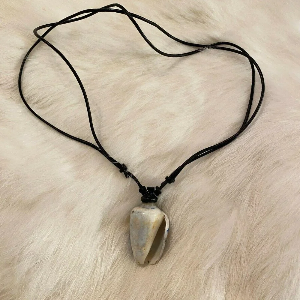 Vtg Shell Hand Painted‎ Necklace Light House Sea Shore Beach Adjustable 5206